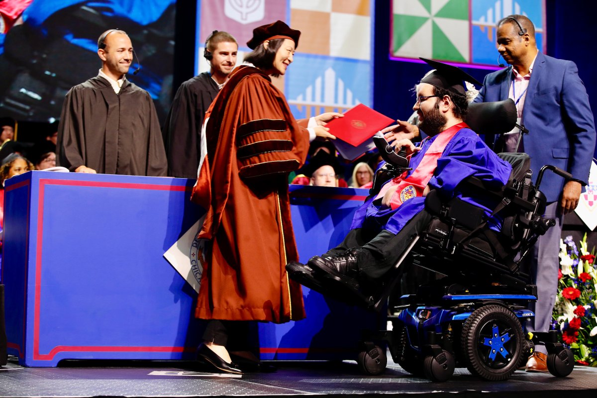 DePaulU's tweet photo. 🎓🎉 CONGRATULATIONS to the @DePaulBusiness Class of 2023! We're excited for what your next chapter holds! 💙
#DePaulGrad2023 #HereWeDo https://t.co/mB2CFNnyzx