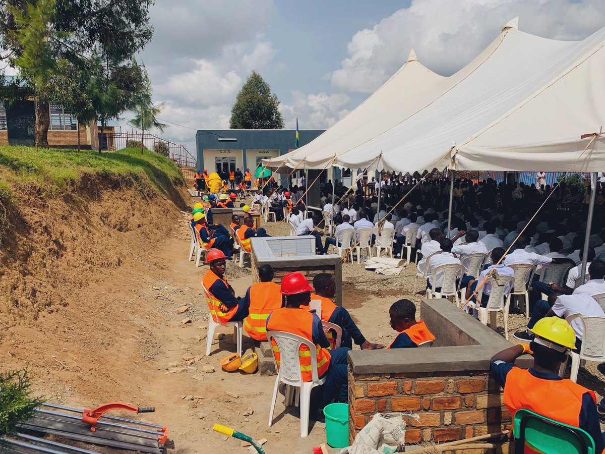 None mu ishuri rya <a href="/ApekiTvet/">APEKI-TUMBA TSS</a> habereye igikorwa ngarukamwaka cya OPEN DAY aho abanyeshuri biga mu mashami atandukanye bamuritse ibyo biga imbere y’ababyeyi babo ndetse n’abayobozi batandukanye bari bitabiriye iki gikorwa. <a href="/AFTERPROJECT3/">AFTER PROJECT</a> <a href="/RTB_Rwanda/">Rwanda TVET Board</a> <a href="/rulindodistrict/">Rulindo District</a>