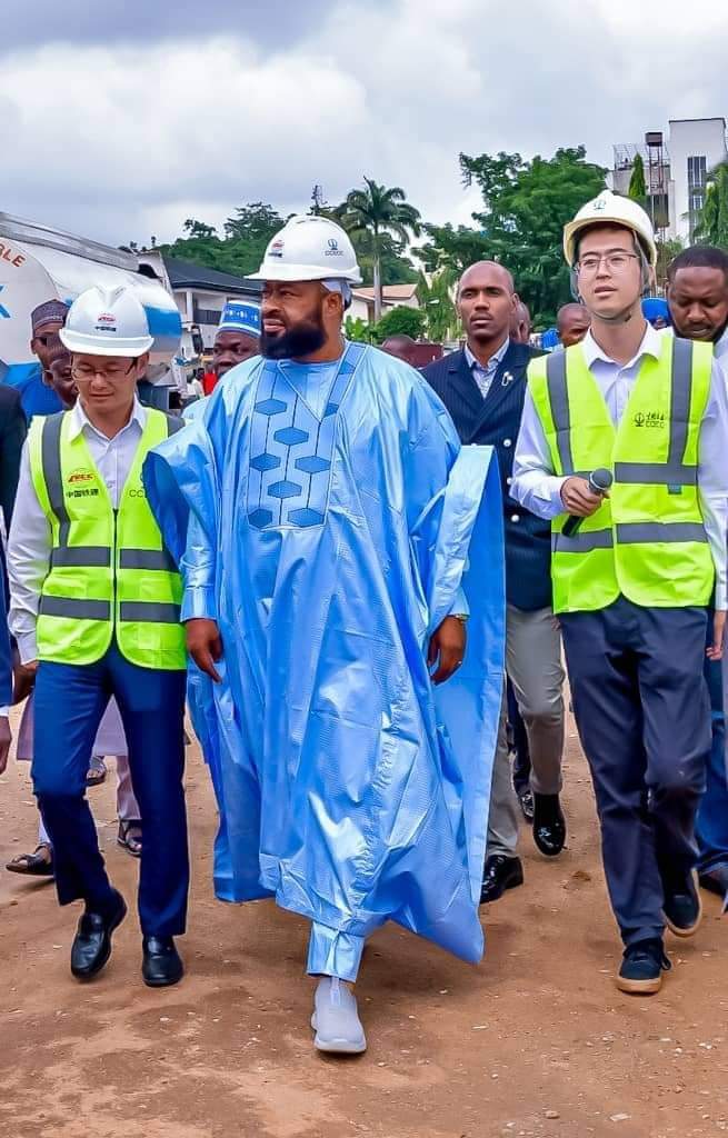 Bagosupportgrup's tweet image. H.E RT Hon Muhammad Umar Bago @HonBago the Governor of Niger State is ready for a serious business. #InfrastructuralDevelopment
May BAGO continue to succeed amin