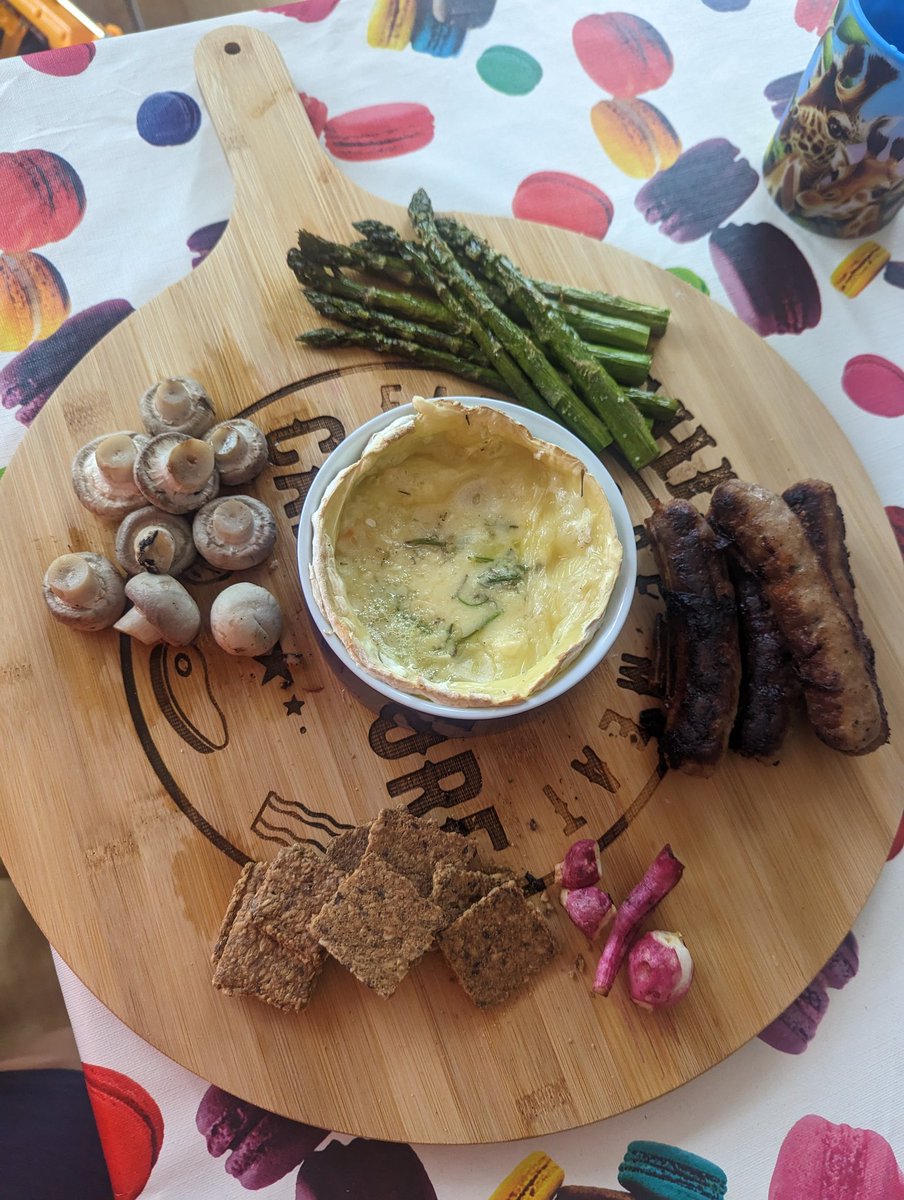 Breakfast. No other words needed! 

Garlic, Rosemary and Olive Oil Camembert, Sausages, Homegrown Radishes, Asparagus, Button 🍄, The Keto Elf Crackers, Happy bear 🐻

 #upffree #grainfree #glutenfree #sharingboards #cheese #cheeselover #omad #breakfast #homegrown #homegrownfood