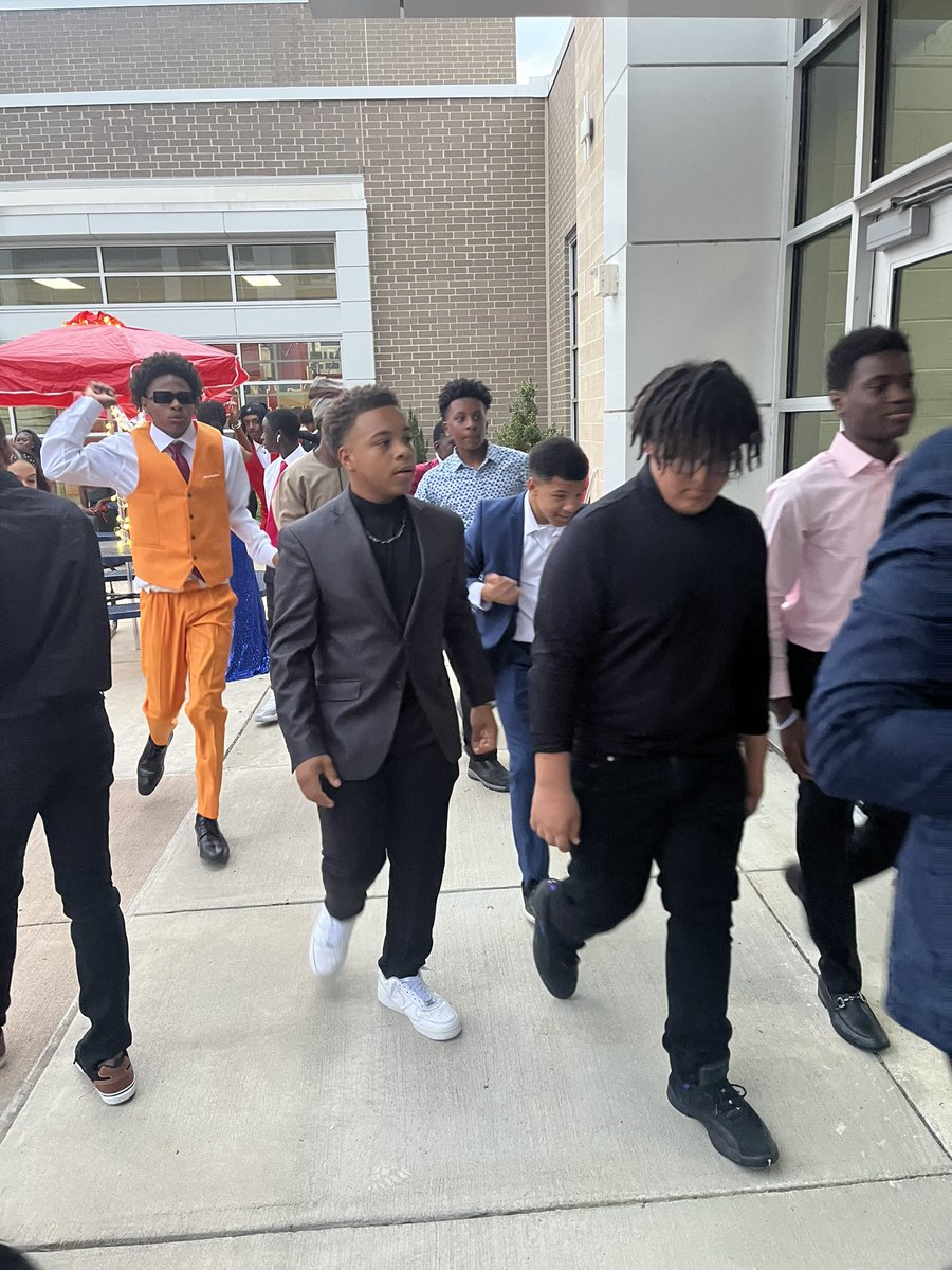 Becca Repass tweet media