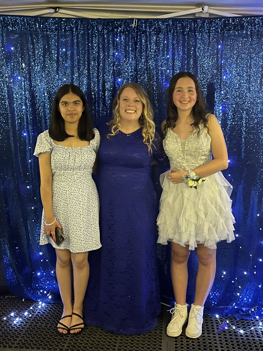 Becca Repass tweet media