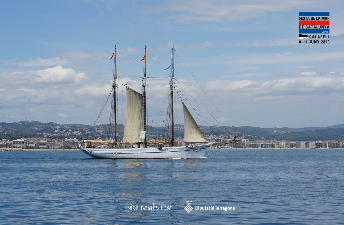 VisitCalafell's tweet photo. 💙 Pailebot Santa Eulàlia i Pintura à plain air al Port de #SegurdeCalafell
#VisitCalafell #FestadelaMar #Tarragona #CostaDaurada https://t.co/oP522mkb5M