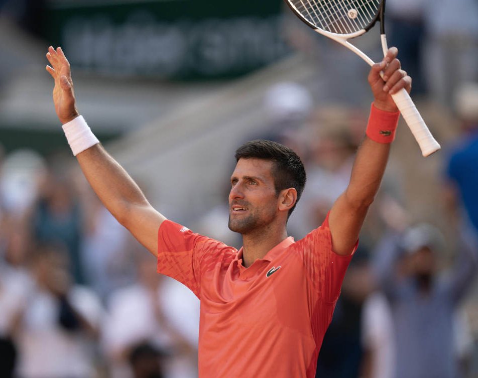 DjokovicFan_'s tweet photo. Novak Djokovic having all of the biggest records in tennis is poetic justice.

Despite being unfairly villainized, detained and deported, banned from many tournaments, and robbed of ranking points, he stood by his principles and refused to surrender.

In the end, he won.

Legend. https://t.co/Fx3QjiF2si