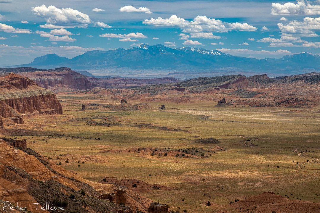 Traveling further on the Cathedral Valley loop, we come to the South Desert Overlook
#cathedralvalleyloop #utah #southdesertoverlook #capitolreefnationalpark #bureauoflandmanagement