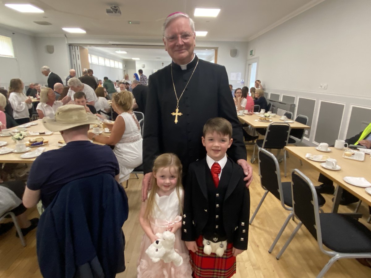 archedinburgh's tweet photo. After Benediction people gathered in St Francis Xavier's Church Hall for refreshments. Thanks to Fr Daniel Doherty and all at @FalkirkCatholic Church for hosting a wonderful event!

More pics on our FB page. https://t.co/I9KcFfzmYR