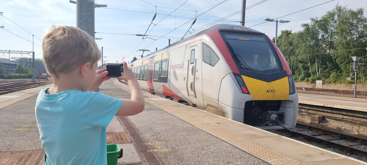 ukrailadventure's tweet photo. Thought it was about time to show some love to the @greateranglia FLIRTs. These units always bookend our adventures and they are fine trains indeed! Here, #class745 745002 waits to take us home to Ipswich. Until next time π https://t.co/XHscSfwbYJ
