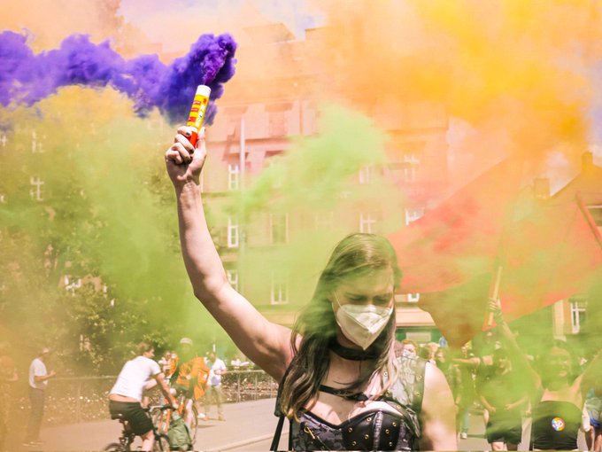 Post ur top 3 pics of yourself https://t.co/bDp0yOpkkD<a href="/tag/transdayofvisibility"class="tags"><span>#transdayofvisibility</span></a>