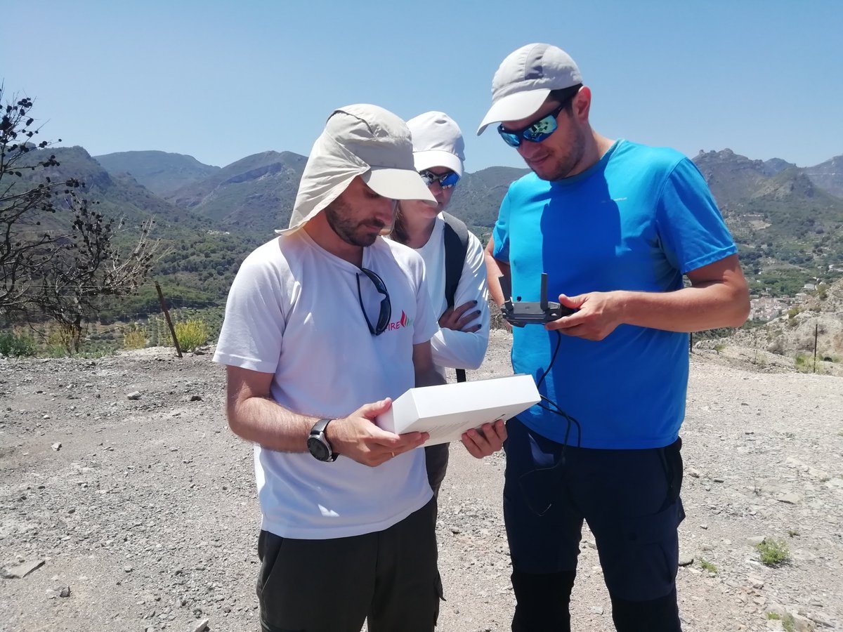 geo_jrc's tweet photo. Incredible masterclass received by @GeoLBertalan using 2 different @DJIGlobal, flying in automatically and manually modes surfing highest steep slopes! No words with this #STSM @cost_firelinks @COSTprogramme @CanalUGR #PlanPropio @PedroMercadoUGR @gradogeo_ugr #Guajares https://t.co/qhgoHvB5DR