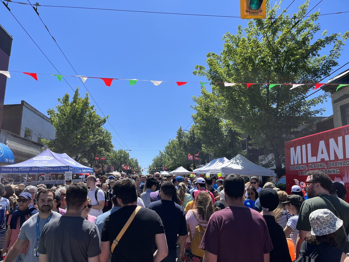 After 3-year hiatus, Italian Day on the Drive returned with signature 14-block festa on Commercial Drive! Come join us & experience the vibrant spirit of Italian culture in beautiful Vancouver!

Don't miss out on this Italian extravaganza! 🇮🇹🎉🎊🍕⚽️🍧🍝🛶🎶 #ItalianHeritageMonth