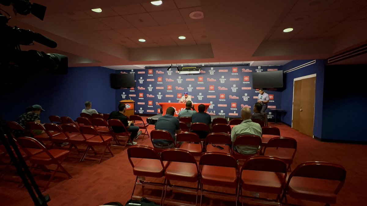 Jclaud97's tweet photo. After the Dodgers obliterated the Phillies last game causing them to lose their 6 win streak the Phillies were able to bring in a W! 
•
•
•
#Phillies #PressConference #robthomson #philliesvdodgers #RingTheBell #bryceharper #sports #baseball #journalism #sportsjournalism https://t.co/iiOo5etW8a