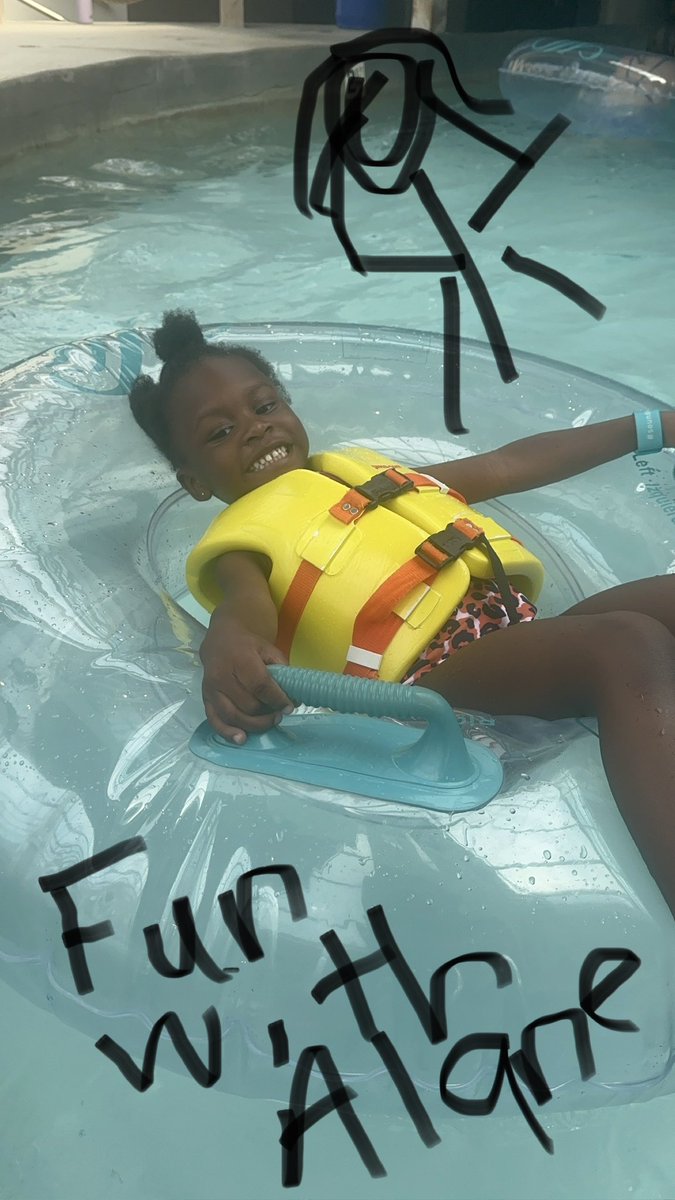 Educator1113's tweet image. #AdventuresWithAlane Took the kids to a new water park to celebrate me turning another year young 😂. However, I left #FlatAlane at home, so I had to settle on #StickAlane #PostForPencils