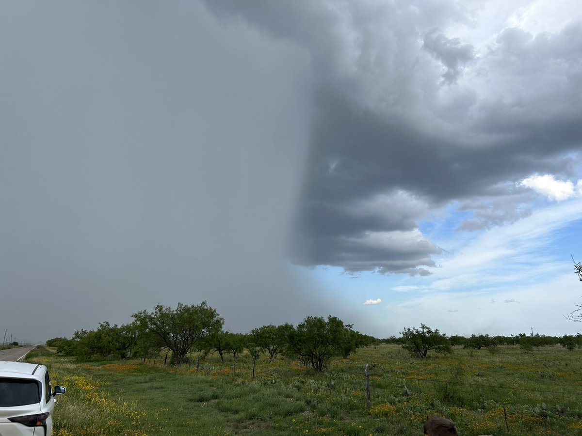 ERAU_Chase's tweet photo. The ERAU, Severe Weather Field Forecasting Study Abroad Trip, came to an end and wanted to post some of the other awesome views we saw in the Great Plains! https://t.co/47OLNd6bRv