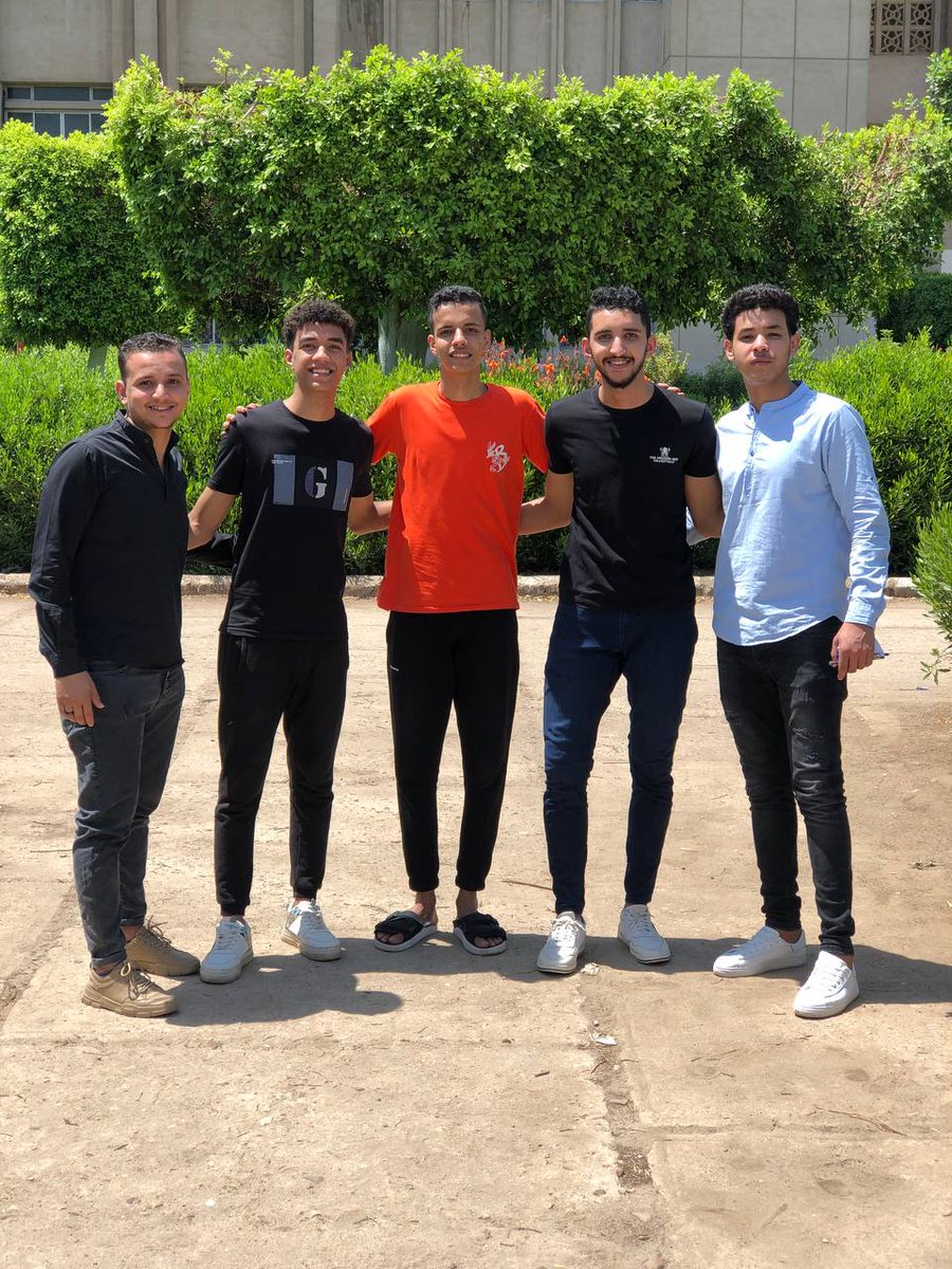 Joo_x33's tweet photo. إخوات يعم♥️ https://t.co/pCkE9bBME3