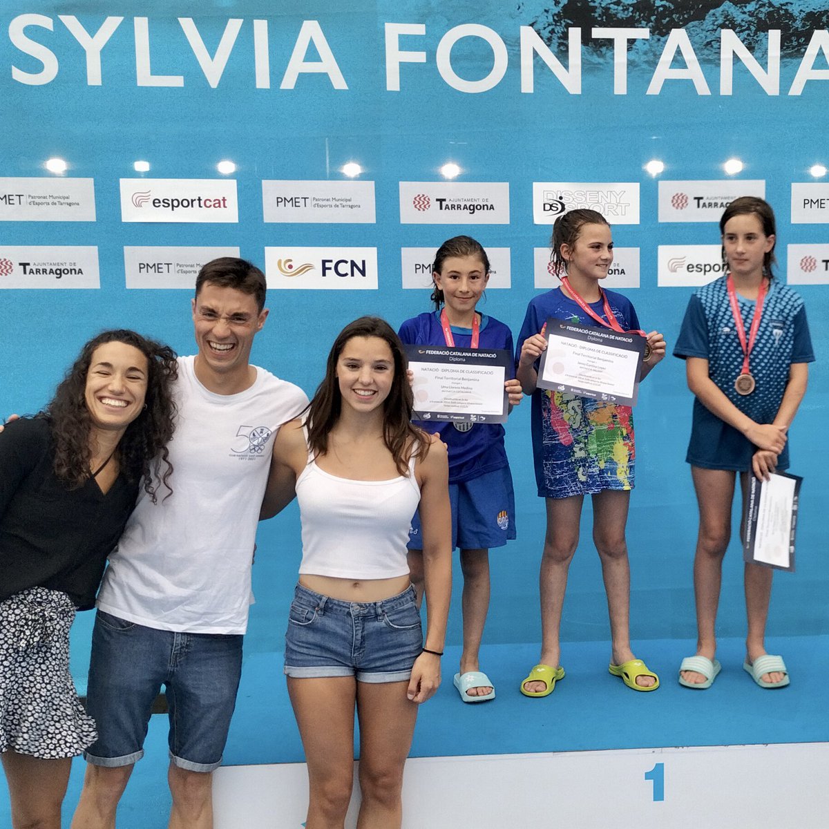 nataciocat's tweet photo. FINAL TERRITORIAL BENJAMINA
🏊♂️ 200m estils 11 anys
🥇 Aitor Carrasco @CN_Sabadell
🥈 Javier Garcia CN Lloret
🥉 Pol Olivera @CNBadalona
🏊♀️ 200m estils 10 anys
🥇 Janna Cortina CN Sallent
🥈 Uma Llorens @cncatalunya
🥉 Aura Nogueras @CNManresa_
#nataciocat #natació https://t.co/gKhCPZhydB