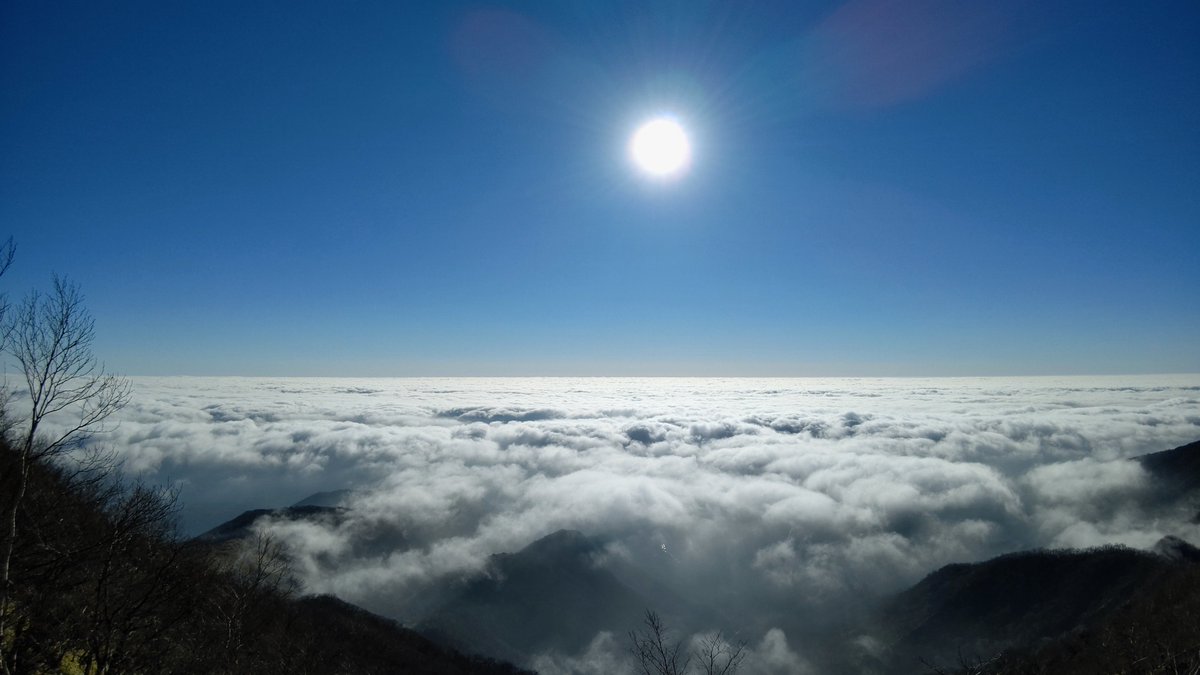 赤城山。この日は天気に恵まれ、影黒檜や大雲海を見ることができました！