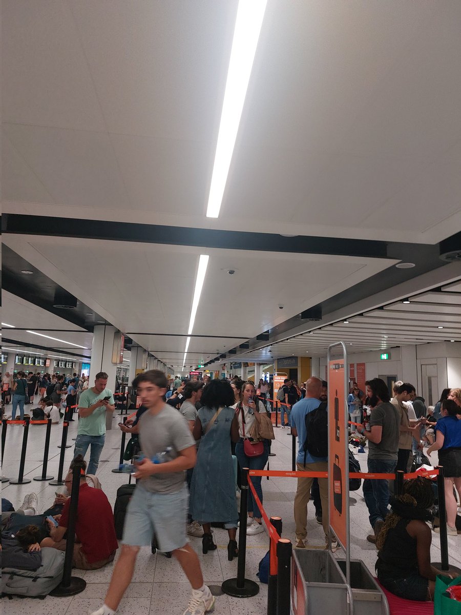 Clare Vallely tweet media