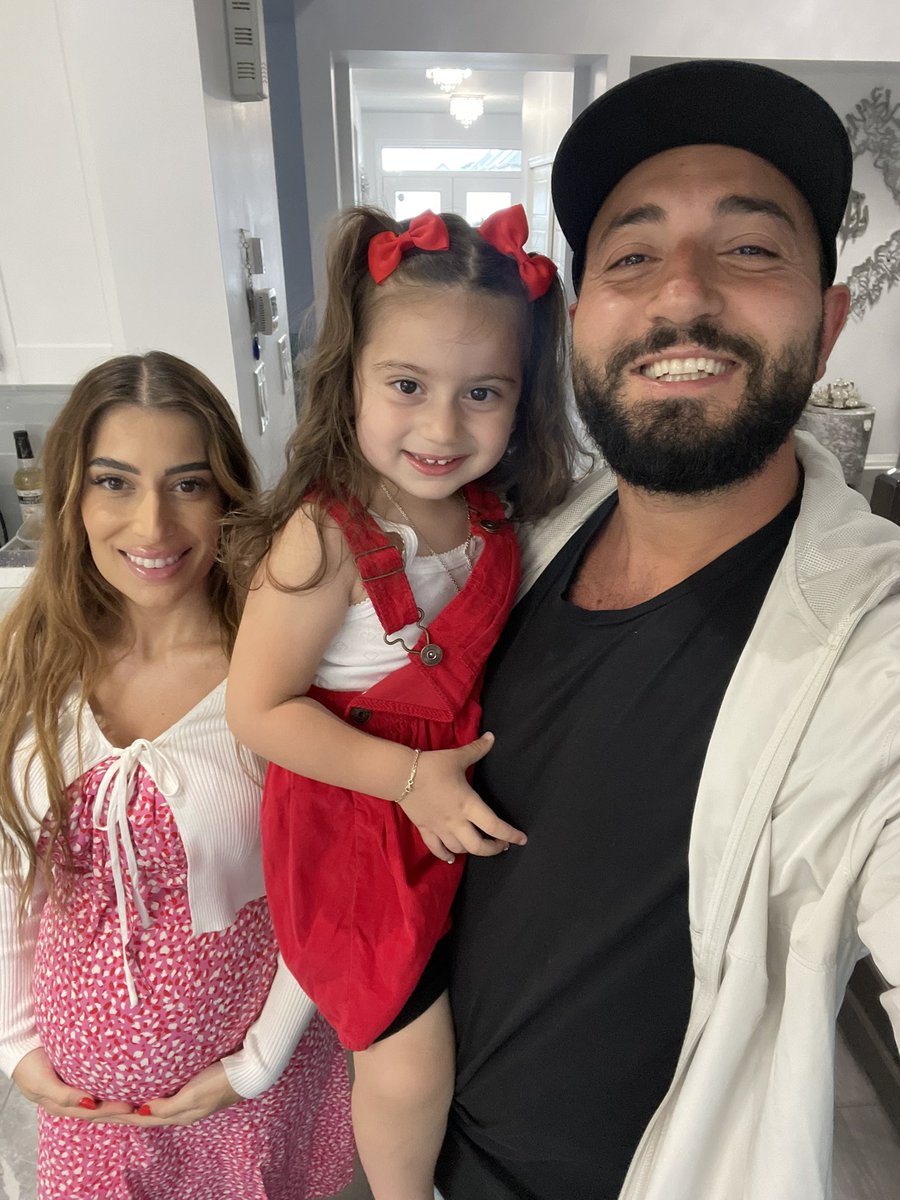 moesargi tweet picture