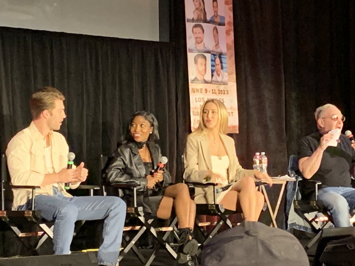 10thFloorGH's tweet photo. Here’s the YA! #GH #GHConvention https://t.co/zpQYQi34OB
