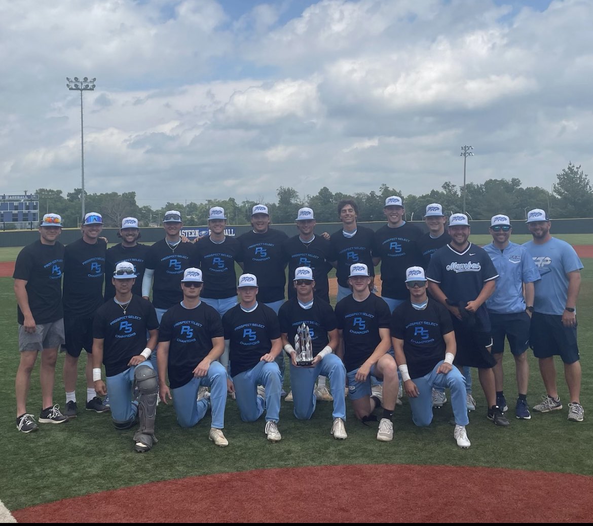 Mambas off to another hot start.  Down 12 guys to state playoffs and pulling out 8 games in 4 days. 

WWBA next. #PRPMambas