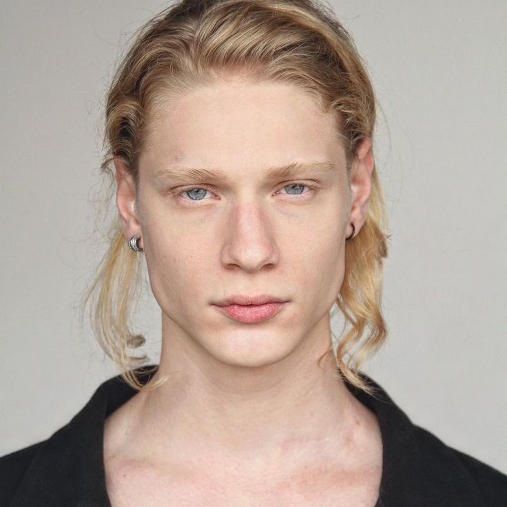 meet your new rhaegar targaryen