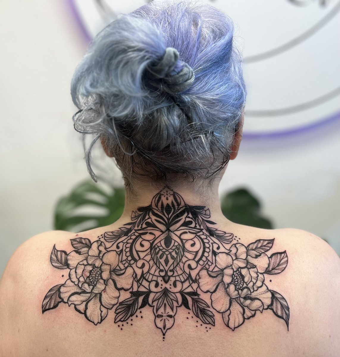 UnexpectedBees's tweet photo. Here’s my newest ink from 2023 for those who care. https://t.co/CmJPJIgiia