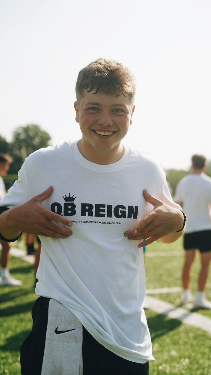 wood7walker's tweet photo. 1st Qb Reign Skills camp in the book. A big thank you to everyone that helped make this happen. We can’t wait to do it again…… So we are!!! July 15th at Shelby Valley High. You can sign up through the link in my bio! #QbReign #WrReign #Kentucky4Kentucky https://t.co/14fnGRIAFC
