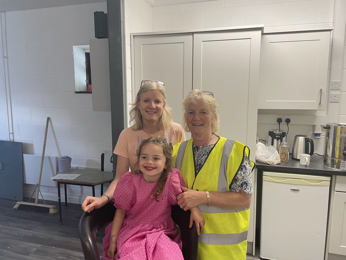 Behind every podium finish is a team of marshals, volunteers and those providing the refreshments and home baking. Thank you to the Currow Cycling Club. National Road Series Round 5 John Drumm cup. ⁦<a href="/UCD_Cycling/">UCD Cycling</a>⁩ ⁦<a href="/CyclingIreland/">Cycling Ireland</a>⁩