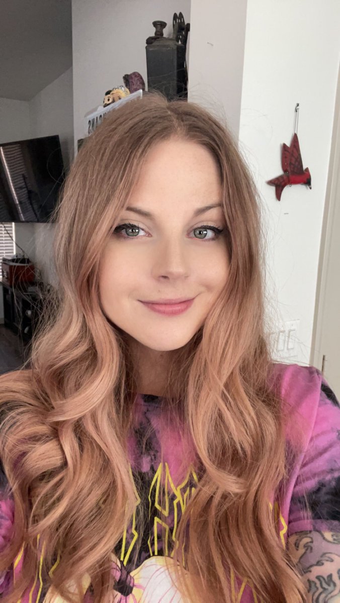 Ashley tweet media