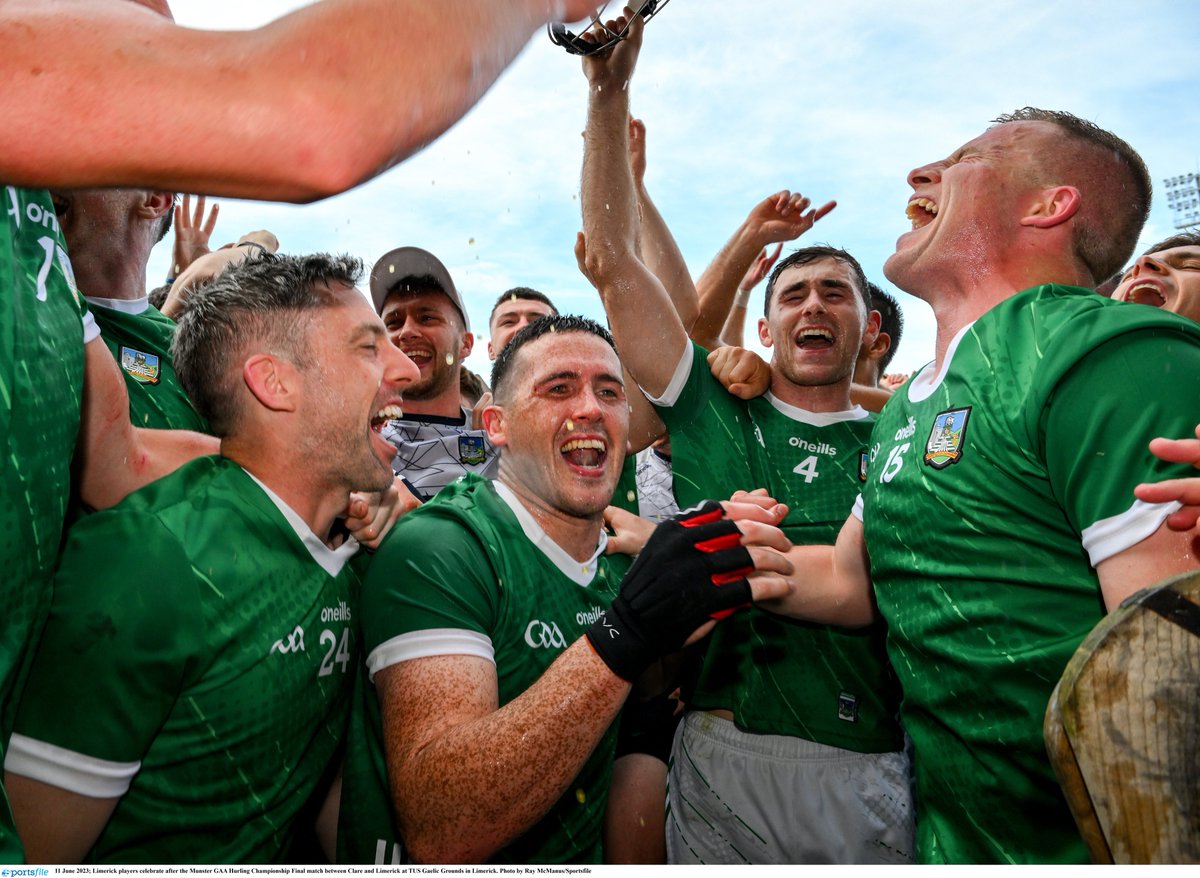 Another great day for @LimerickCLG. Such a privilege to watch this team. Thanks to fans who spoke with us before and after the #MunsterFinal. 📺 Watch and read reaction at: tinyurl.com/27sssawt- and there's far more in tomorrow's @Limerick_Leader! #LuimneachAbu 🇳🇬 (📸 by…