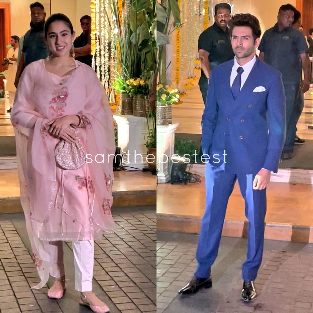 #KartikAaryan & #SaraAliKhan at wedding reception of #MadhuMantena & #IraTrivedi