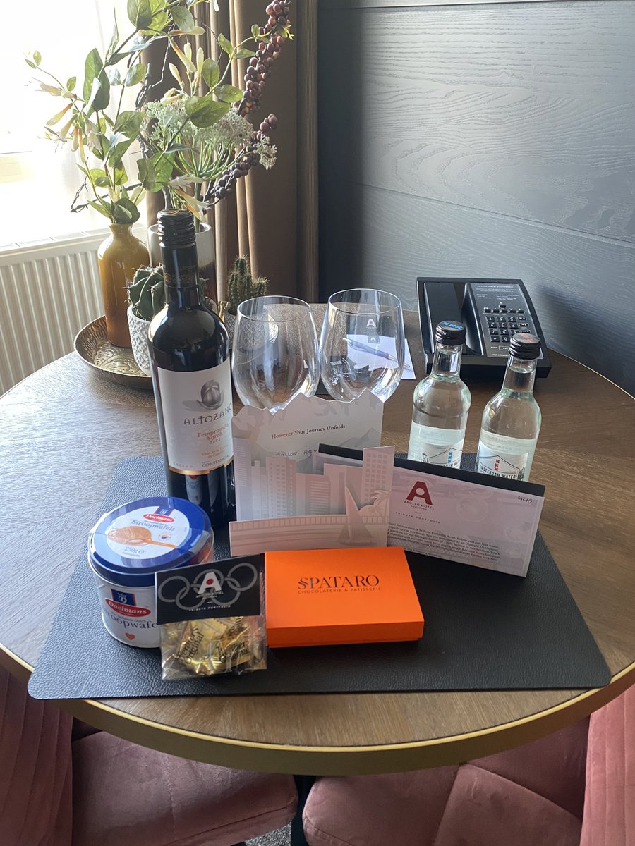 PalluAgs's tweet photo. Arrived in Amsterdam and the @MarriottBonvoy ambassador team did a wonderful job welcoming me to the city!  Yummy local gifts to get me started 😍 

#bonvoy #Ambassador #marriott #kanderworldtour #traveldiaries #theygetme #tributehotels #ApolloAmsterdam https://t.co/ChNttc1j54