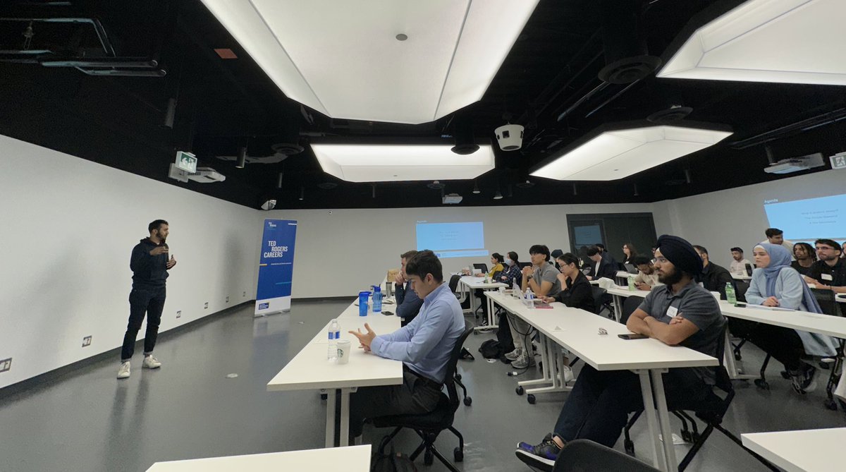 KevGCallahan's tweet image. UX &amp;amp; Design with @Memonized 👏