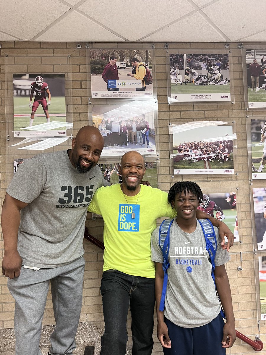 jasoncurry_nyc's tweet photo. As a kid I spent many summers at Fordham U. for Jack Curran’s Basketball Camp. I still know my way around the dorms, gyms, and cafeteria. It was cool to be back &amp; give my time to a young man in the same way MANY people did for me when I was that age. #CoachCurranWouldBeProud https://t.co/QPkuPJ7p5C
