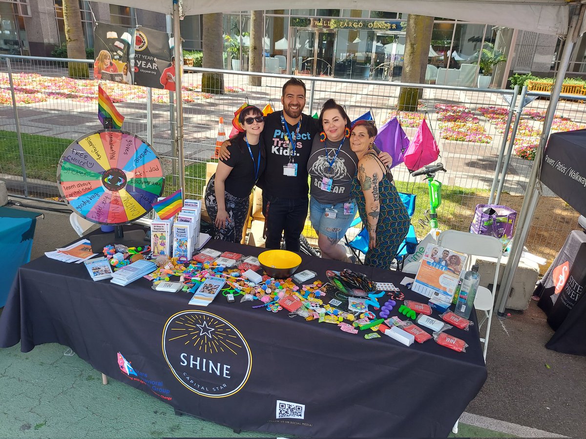 YhnSac's tweet image. Day #2 of sacramento Pride! Come see your favorite YHN and CSET Team for amazing resources and fun! #YHN #CSET #sacramentocounty #sacramentopride #pride🌈