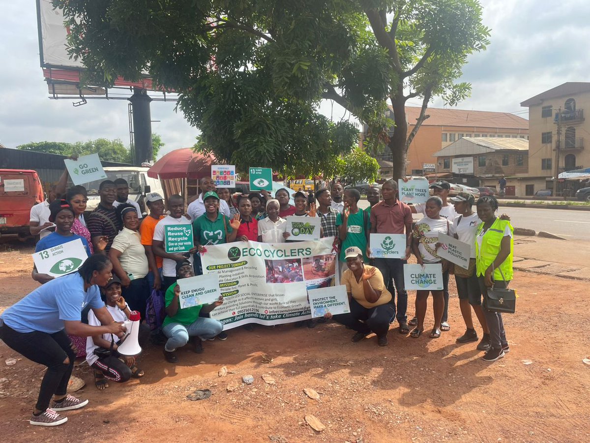 EcoCyclers's tweet photo. We want to say a very big thank you to Eco-Cyclers Team & Volunteers.
Fingers crossed for the next outreach 👏✅
*Say No to Littering, Improper disposal of Plastic Waste ❌❌🚮🚯🚯*
#plasticpollution #BeatWastePollution #keepenvironmentgreen #keepenuguclean #wasteeducation https://t.co/WPPinKGORM