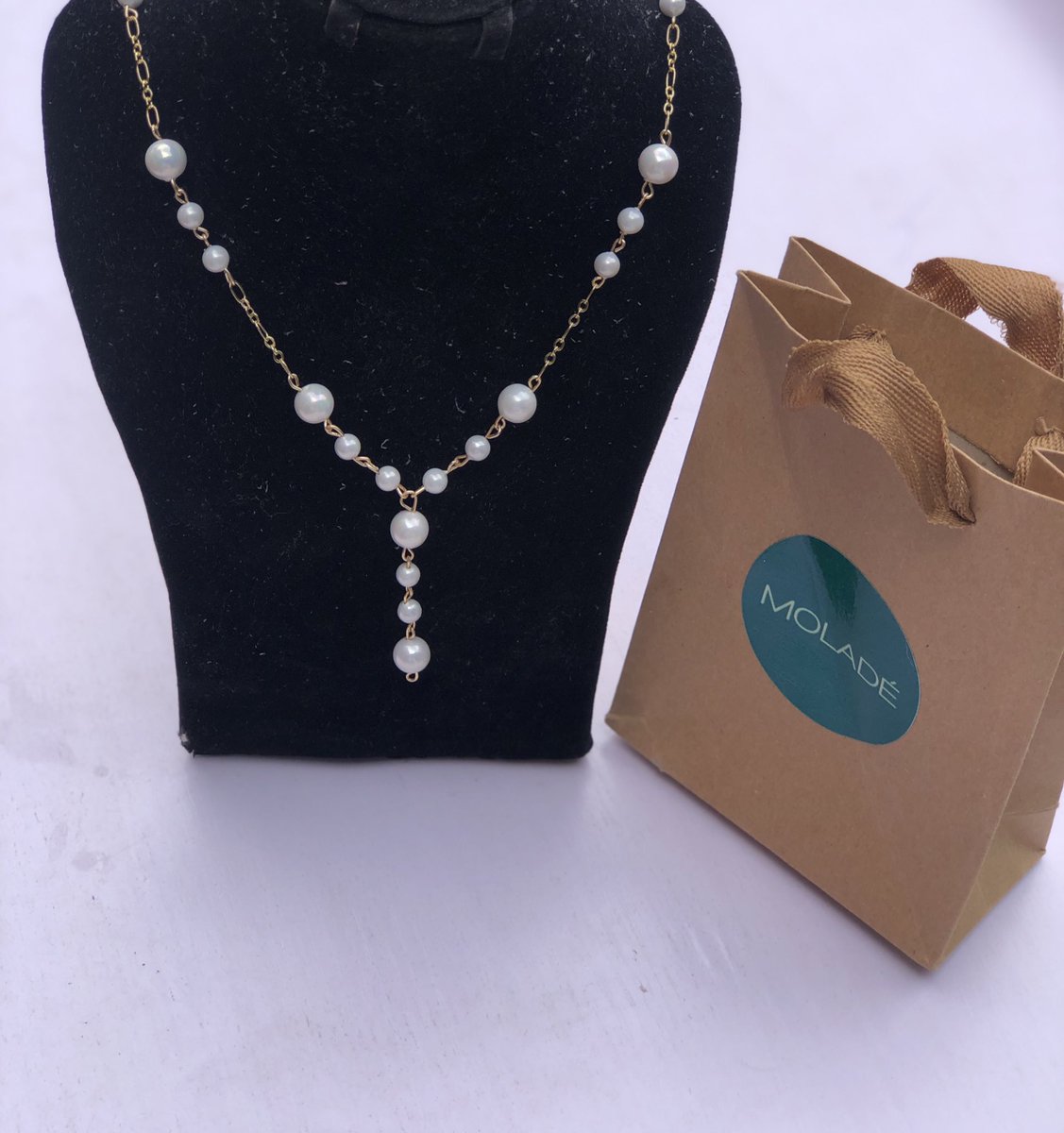 Lariat pearl necklace 
N7,500

Shop @moladepearls