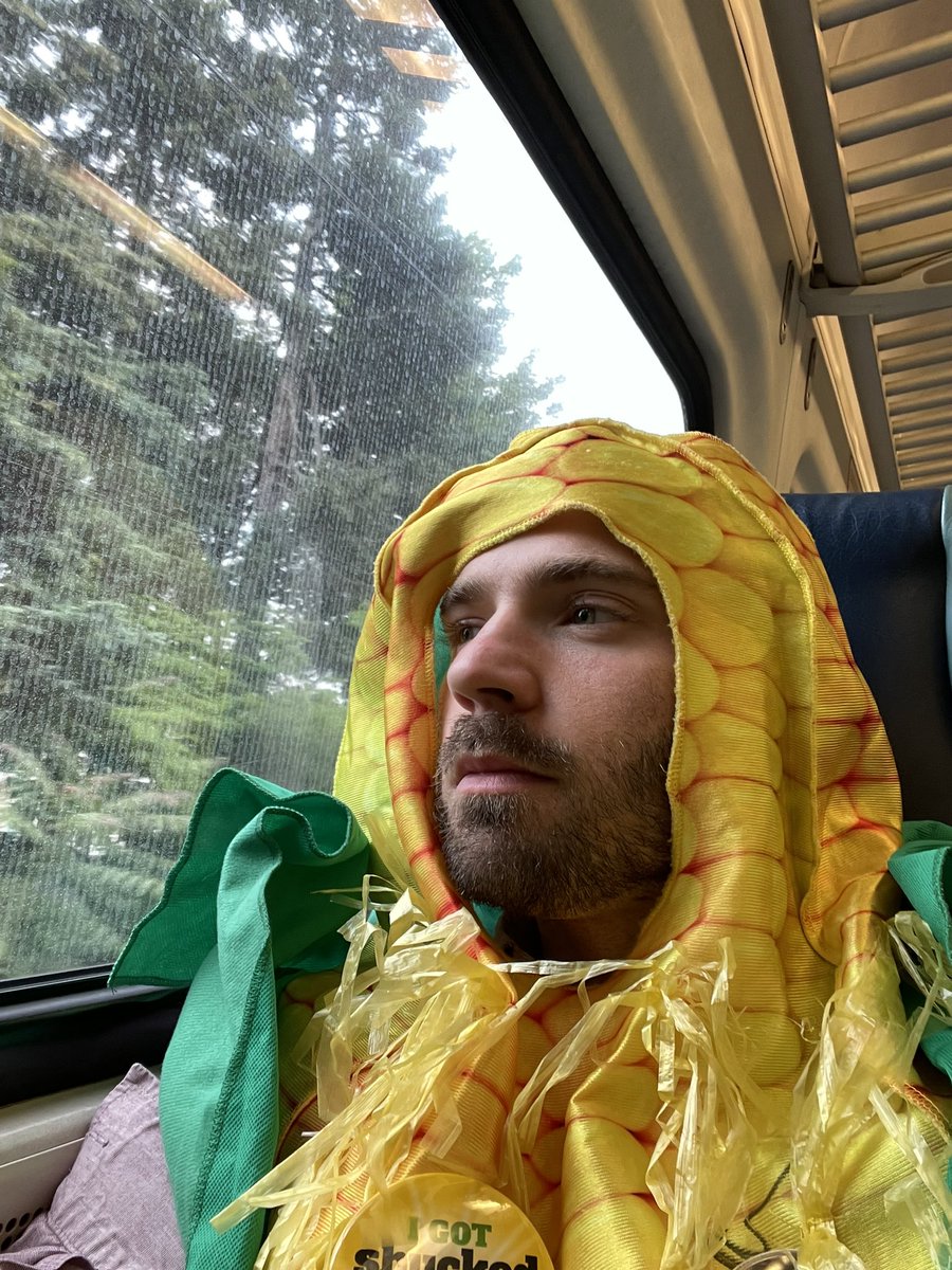 Bryanthe_BA's tweet photo. Just hoping to help celebrate national corn on the cob day with @Shucked_Musical https://t.co/9B8EY2dDOo