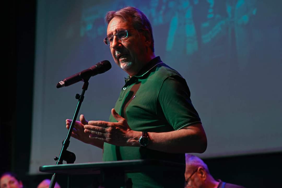 Heccles94's tweet image. Amazing weekend at the #RankAndFileConf

We cannot give up. We must build the unions, reject poor deals, build the strikes.

Workers deserve so much more. 

Stand against poor conditions, against the gig economy, against poverty wages. Stand against privitisation.

Solidarity ✊