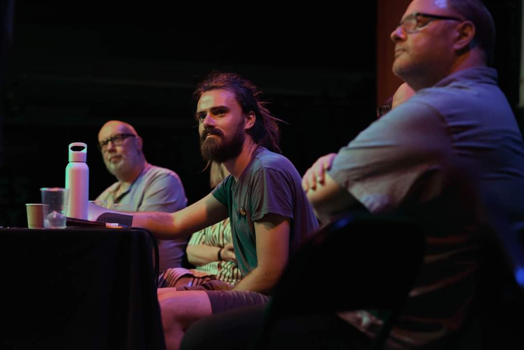 Heccles94's tweet image. Amazing weekend at the #RankAndFileConf

We cannot give up. We must build the unions, reject poor deals, build the strikes.

Workers deserve so much more. 

Stand against poor conditions, against the gig economy, against poverty wages. Stand against privitisation.

Solidarity ✊