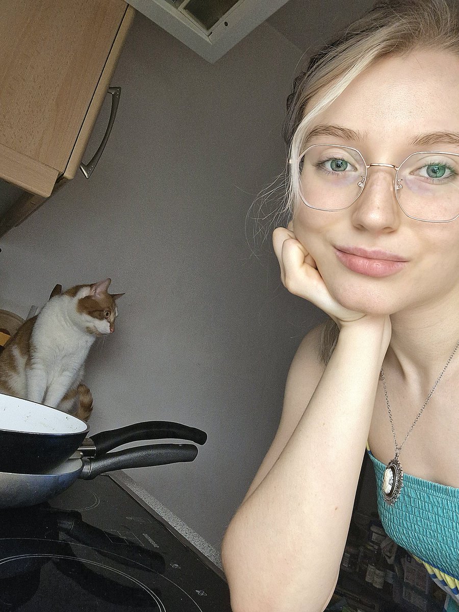 Lena, die Garbage-Can 🌱🏳️‍🌈 on Twitter: &amp;quot;Hello von Milo und seinem ...