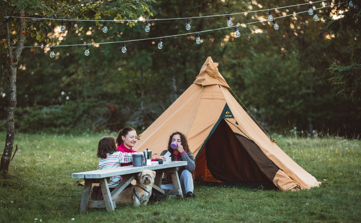 ProAdventure's tweet image. Make memories in a Tentipi.⛺️

If you fancy making memoires and spending quality time with loved ones in the great outdoors, there's nothing quite like it.

 👉 Find out more about Tentipi on our website here: proadventure.co.uk/tentipi

📸 @TentipiTents 

#ProAdventure #Tentipi