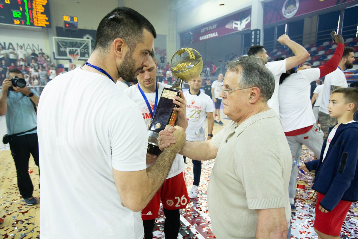KK Crvena zvezda Meridianbet tweet media