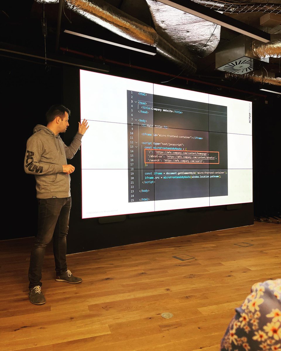 Knowledge Snack on Micro-frontend Architecture by Jindra 👨🏻‍💻

#microfrontend #microfrontendarchitecture #trend #devlife #sharingiscaring #apollodivision🚀