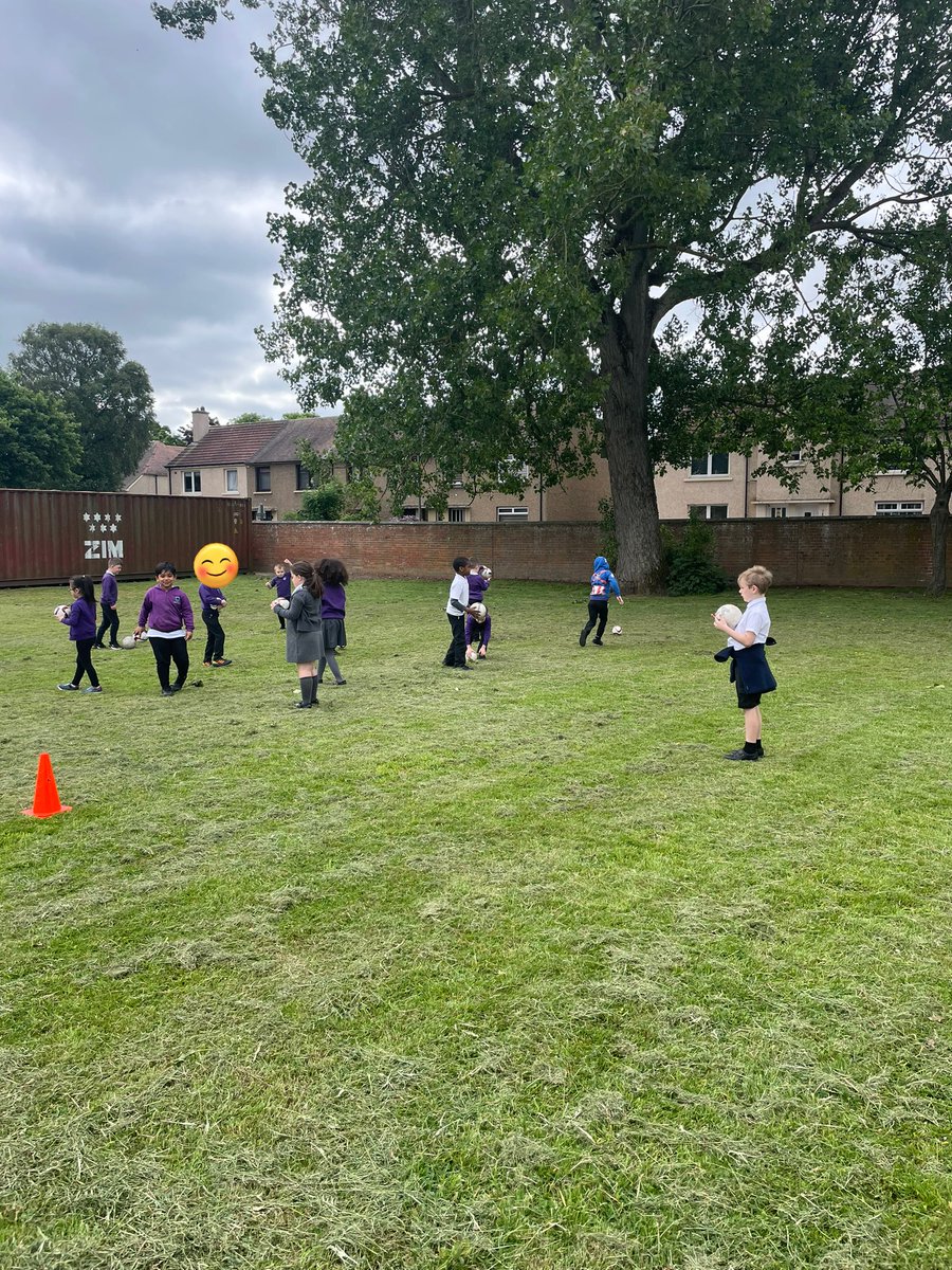 Miss Barrington tweet media