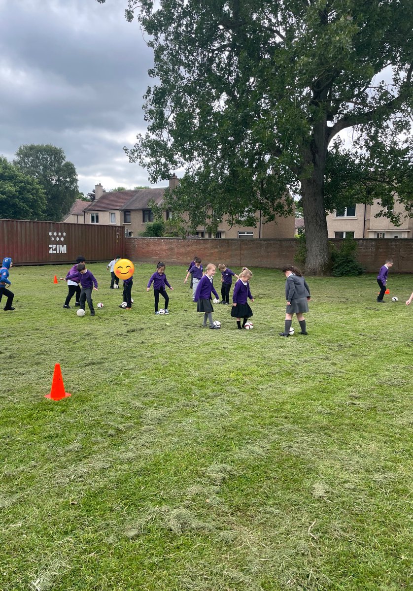 Miss Barrington tweet media