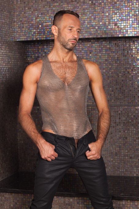 I love this chainmail from @Butcherei https://t.co/j3W8cK2pr5<a class="tags" target="_blank" title="On Twitter" href="/?out=eyJ0eXAiOiJKV1QiLCJhbGciOiJIUzUxMiJ9.eyJpYXQiOjE3MjE1MTk3NzEsImlzcyI6InR3cG9ybnN0YXJzLmNvbSIsIm5iZiI6MTcyMTUxOTc3MSwiZXhwIjoxNzUzMDU1NzcxLCJyZWRpcmVjdF91cmwiOiJodHRwczovL3R3aXR0ZXIuY29tL0J1dGNoZXJlaSJ9.V6J_8Y3CUH8bA47DbhCmPrr2Of_tDfb0KLyF5voO9t5eJRJG0lo63Pv01P_v6oAkxev52eRJwYgguxXBZ-Ah1g">@Butcherei</a><a href="/tag/fuckermate"class="tags"><span>#fuckermate</span></a>