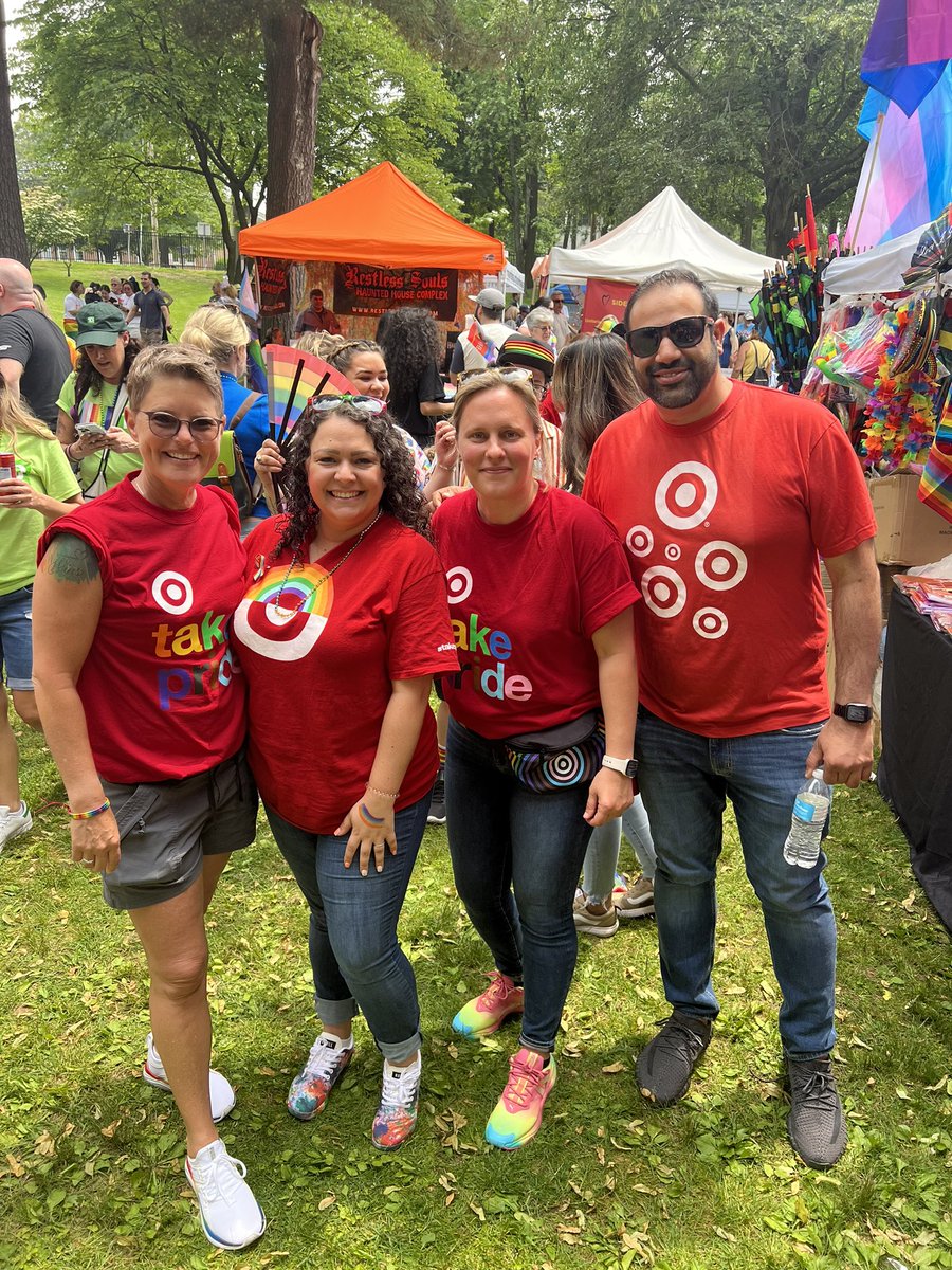 Daniella tweet media