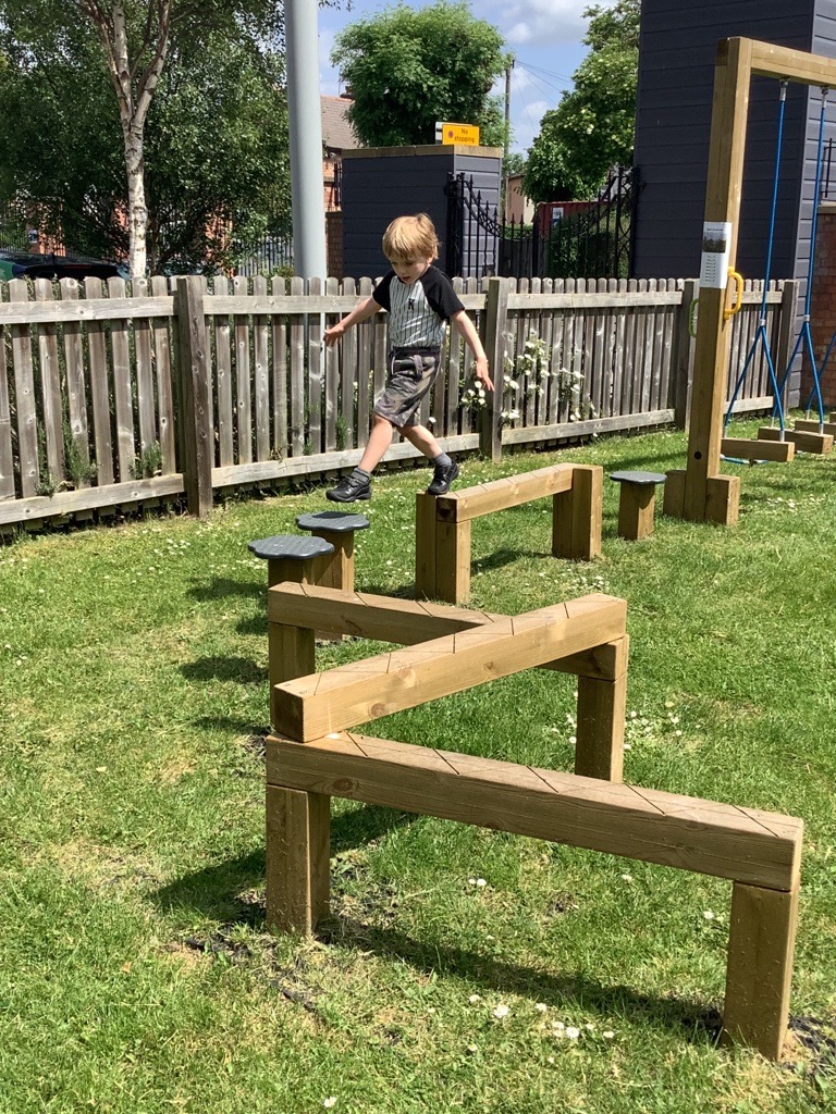 _TeamFriendship's tweet photo. Team Friendship enjoying outdoors! @ashwood_spencer @satrust_ https://t.co/TrOciWWlkL