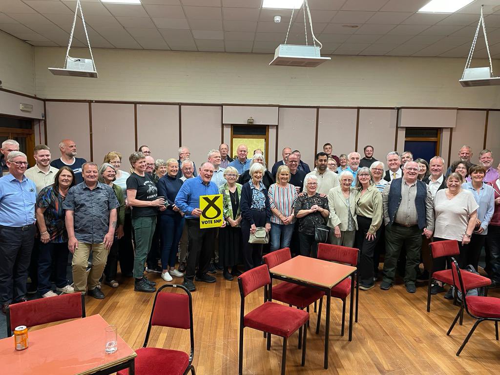 JimFairlieLogie's tweet photo. Fantastic canvas session and Perthshire South CA meeting today with @HumzaYousaf @PeteWishart @CllrJohnRebbeck @MrJohnNicolson @ianmassie1. The team are ready to take the fight to Tory and Labour for Election 24 with independence being our nos 1 priority 🏴󠁧󠁢󠁳󠁣󠁴󠁿 https://t.co/HnhQCOtYt8